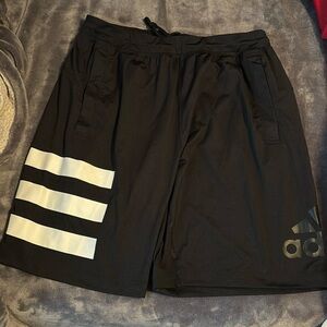 Adidas climalite black men’s basketball shorts. Size large